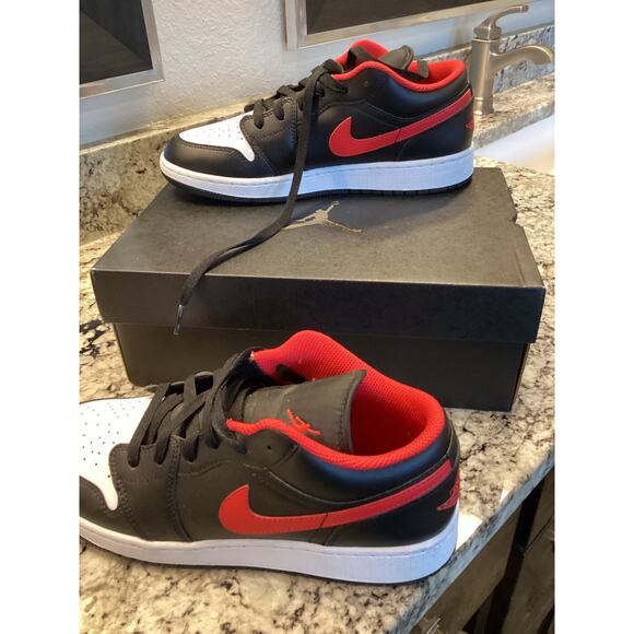 air jordan 1 low black fire red white tennis shoes sneakers 7Y - Picture 5 of 11